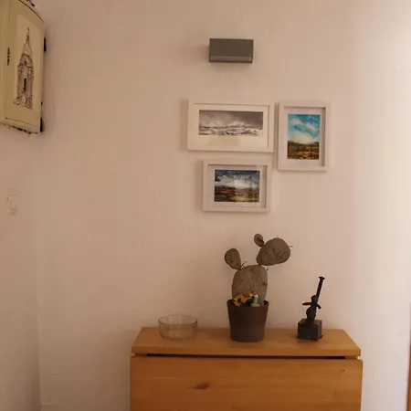ホームステイ En Piso Compartido In Shared Flat トレモリノス